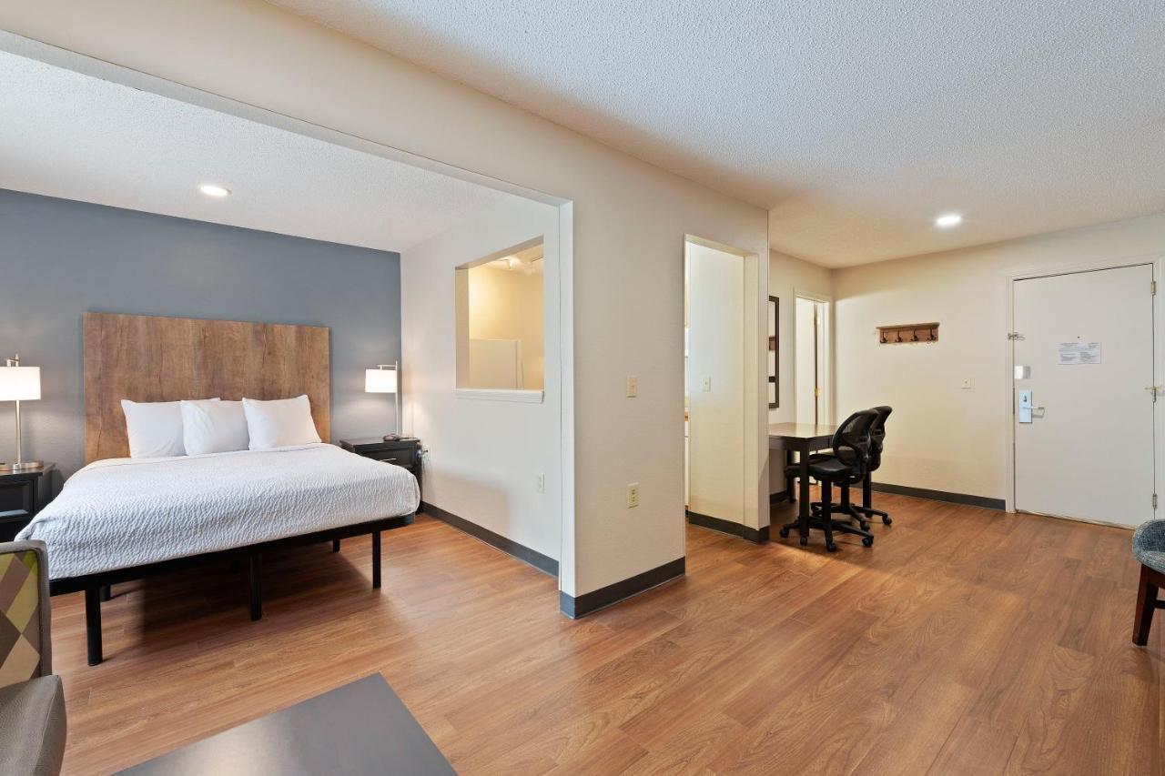 Extended Stay America Select Suites - Charlotte - University Place - E Mccullough Dr Bagian luar foto