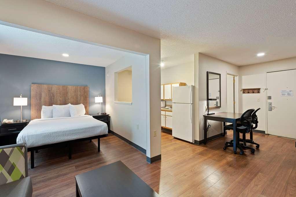 Extended Stay America Select Suites - Charlotte - University Place - E Mccullough Dr Ruang foto