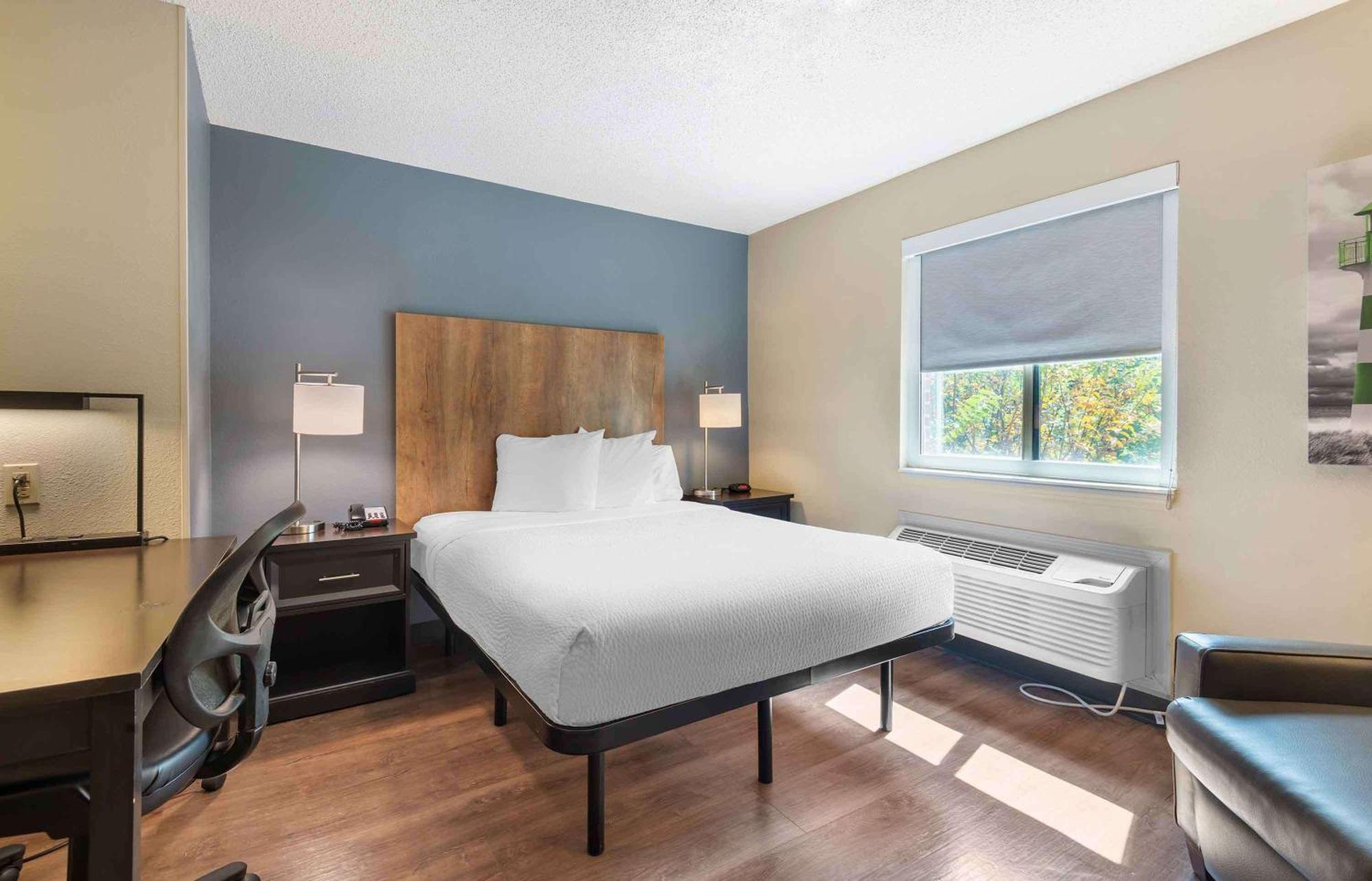 Extended Stay America Select Suites - Charlotte - University Place - E Mccullough Dr Bagian luar foto