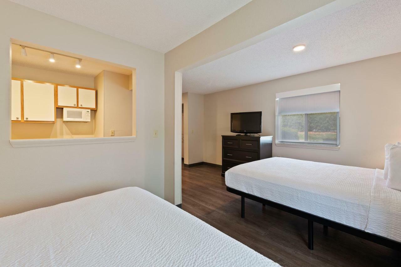 Extended Stay America Select Suites - Charlotte - University Place - E Mccullough Dr Bagian luar foto