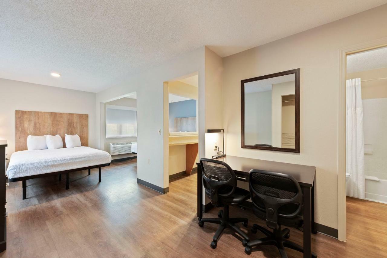 Extended Stay America Select Suites - Charlotte - University Place - E Mccullough Dr Bagian luar foto